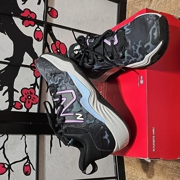 New Balance Two WXY v3 Sneakers Shoes Size 9.5 NWT
