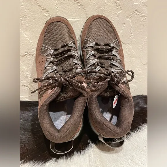 NEW BALANCE Women’s Brown Hiking Walking Shoes - wide fit