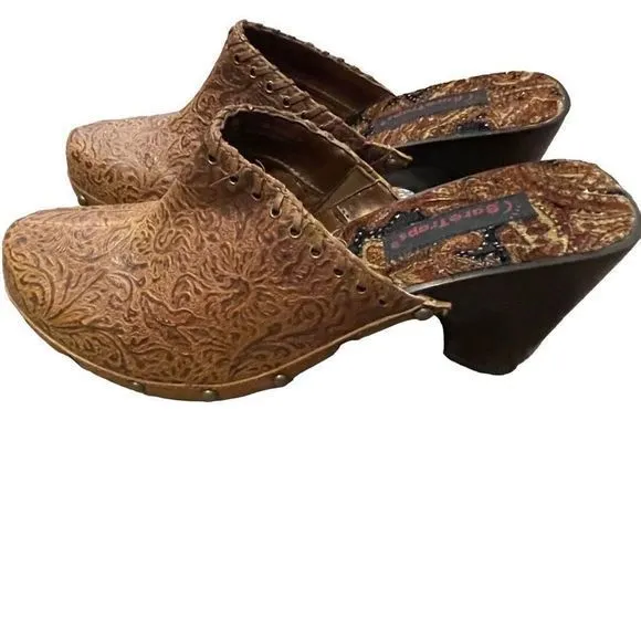 NEW Baretraps Ace Brown Embossed Leather Soft Pretty Insole Mule Heels‎ — SZ 8