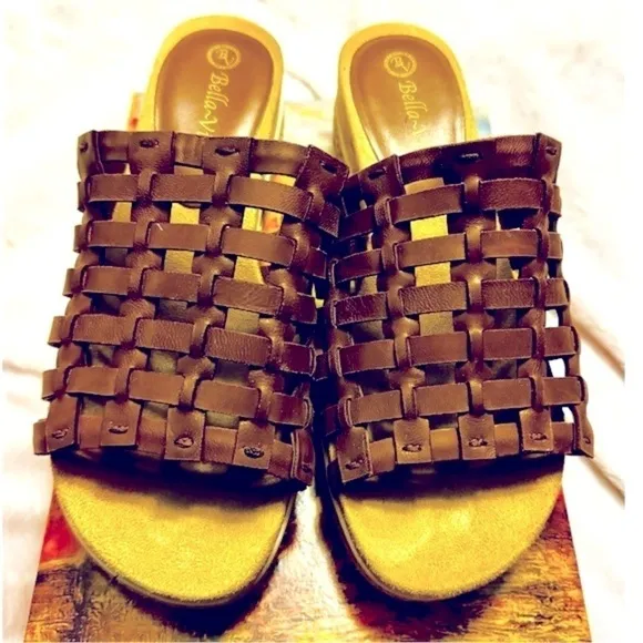 New Bella Vita Oaklyn Wedge sandals 8.5 WW