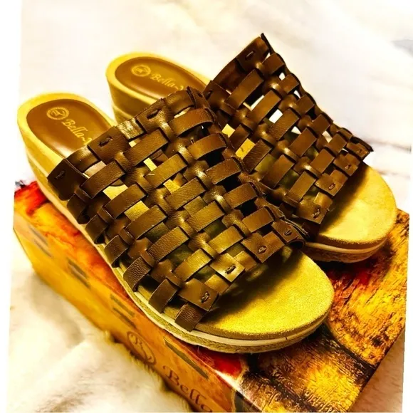 New Bella Vita Oaklyn Wedge sandals 8.5 WW