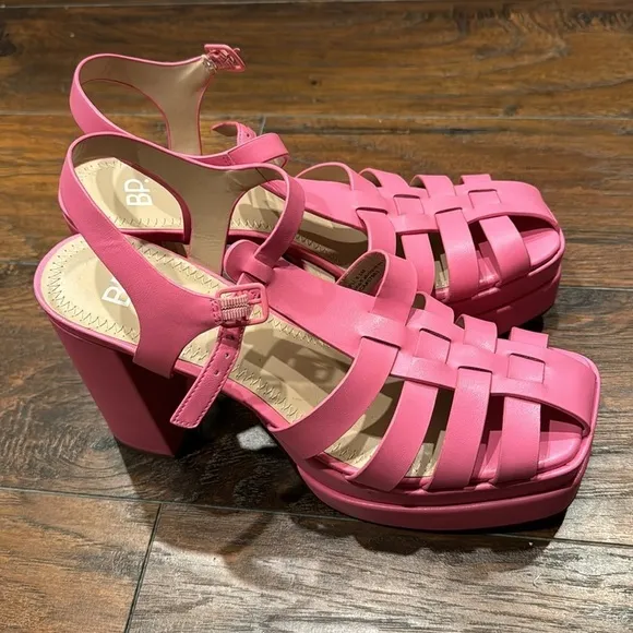 NEW! BP Pink Amaya Fisherman Platform Sandals - Size 8.5