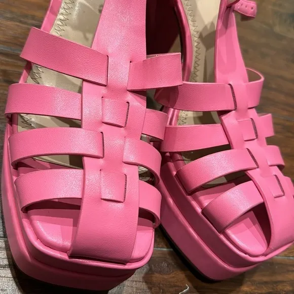 NEW! BP Pink Amaya Fisherman Platform Sandals - Size 8.5