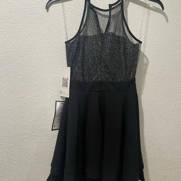 New Classic little black dress size S