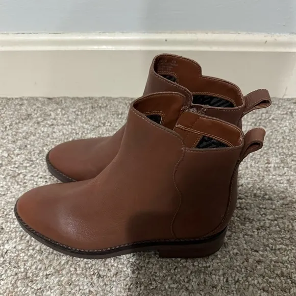 NEW! Cole Haan Sequoia Leather River Chelsea Bootie Boot - Size 6
