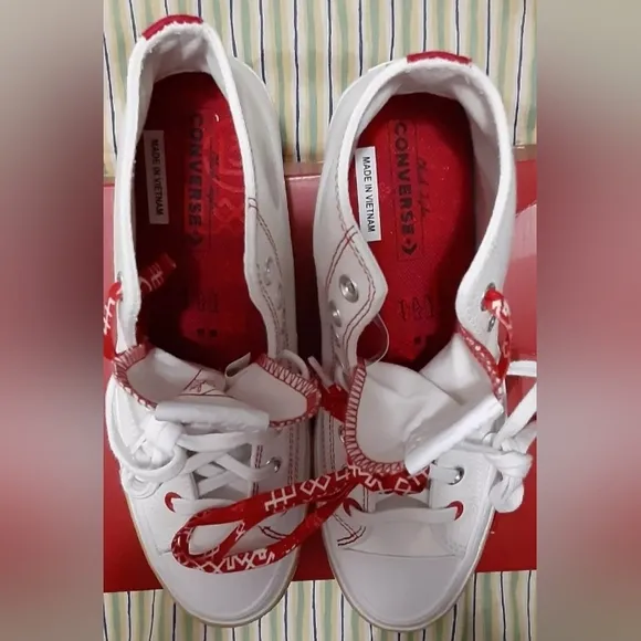 New, Converse Chuck 70 High White/Red, Mens 9, Womens 11 Sneakers