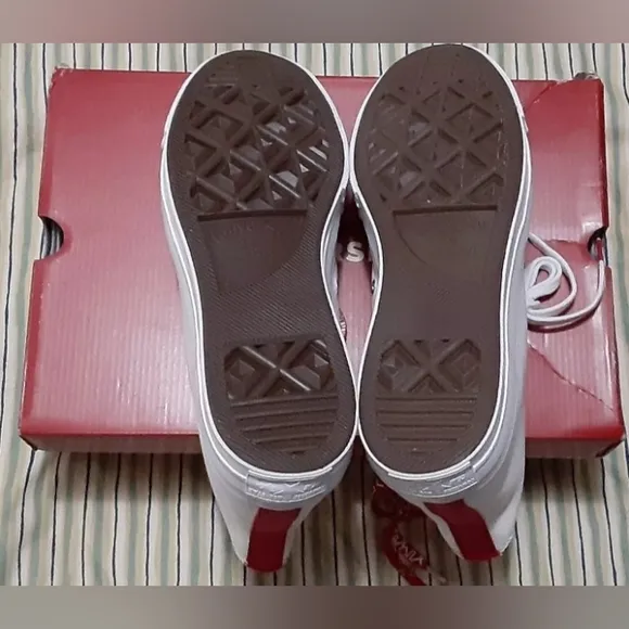 New, Converse Chuck 70 High White/Red, Mens 9, Womens 11 Sneakers