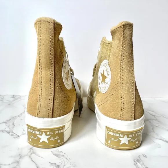 New Converse Chuck Taylor Platform Classic Sneakers