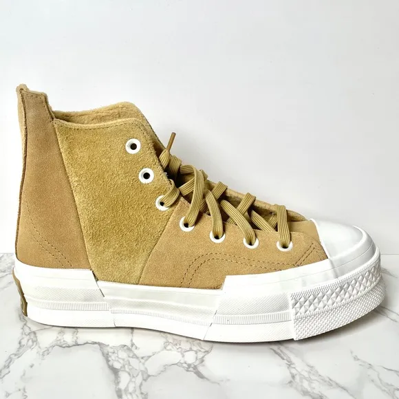 New Converse Chuck Taylor Platform Classic Sneakers