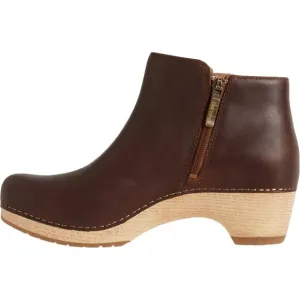 NEW Dansko women Lizanne Side-Zip Heeled Booties - Leather tan 253