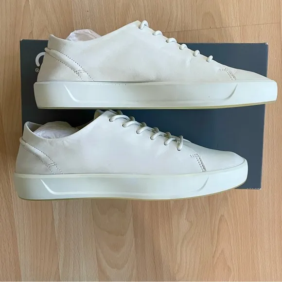 NEW ECCO Soft 8 Comfort 100% Leather Sneaker, Shadow White Off White Size 9, NIB
