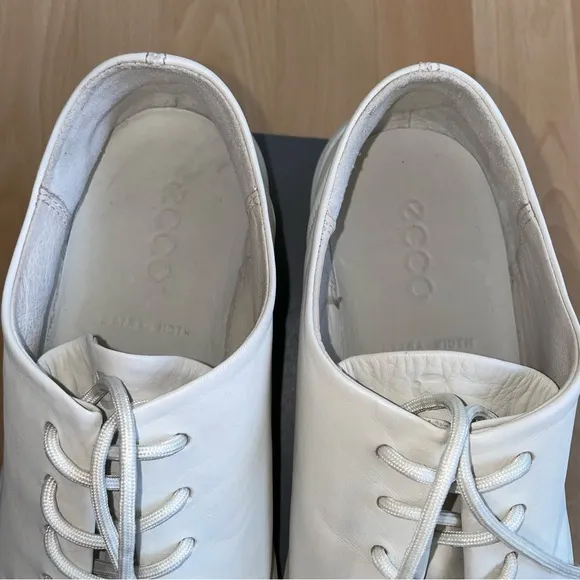NEW ECCO Soft 8 Comfort 100% Leather Sneaker, Shadow White Off White Size 9, NIB