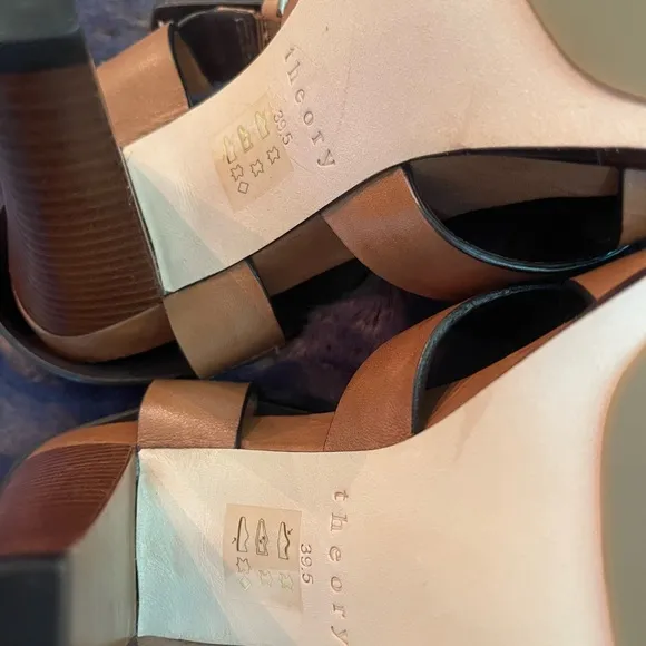 NEW Elegant Theory Tan Strappy Heels