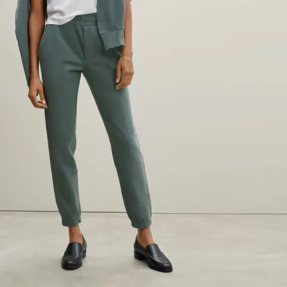 NEW Everlane Black Leather The Modern Loafer in Size 8