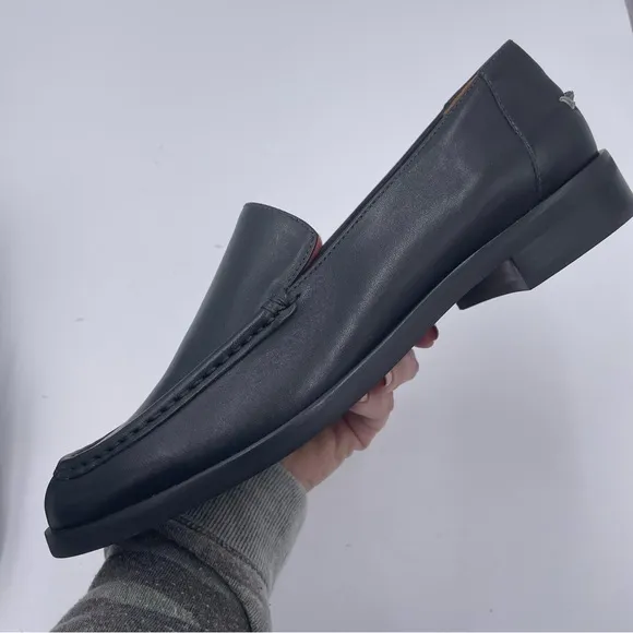 NEW Everlane Black Leather The Modern Loafer in Size 9.5
