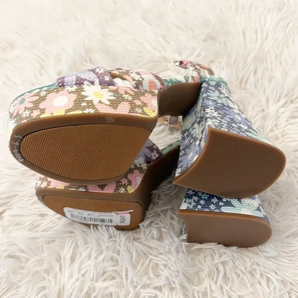 NEW Gianni Bini Daisy Multi Platform Heel Sandals women size 6.5