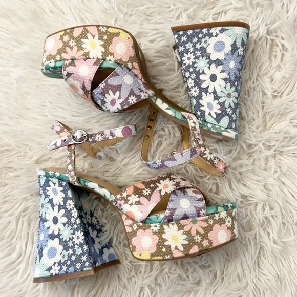 NEW Gianni Bini Daisy Multi Platform Heel Sandals women size 6.5