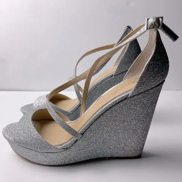 NEW Jewel Badgley Mischka Wedge Heel Sandals Platform Silver Size 10M