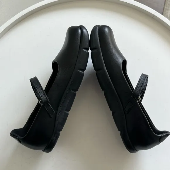 NEW Kalso Earth Dash Mary Jane Black Shoes Negative Heel Size 5