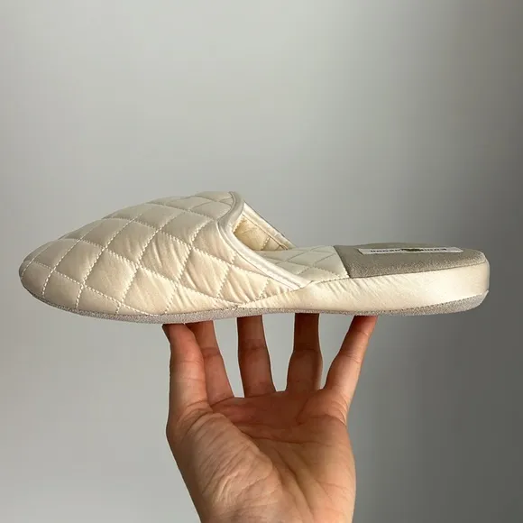 NEW kumi kookoon ivory quilted mulberry silk charmeuse slippers suede heel spa