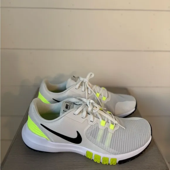 NEW Mens NIKE FLEX CONTROL 4 Spruce Aura Volt White Black MESH Workout Shoes