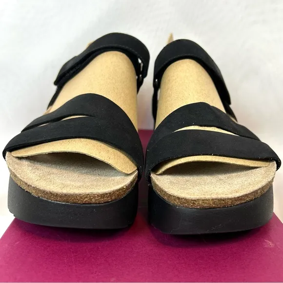 NEW Munro Women's Black Strappy Juniper Sandals Shoes / Sz 6.5 Wide