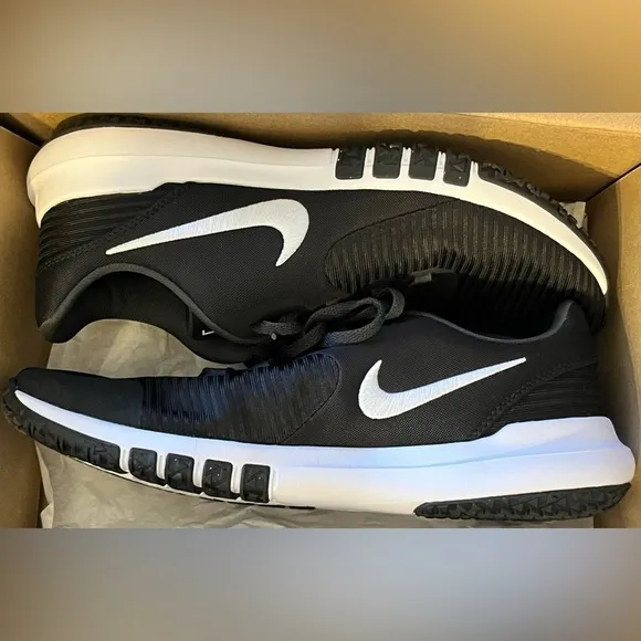 NEW- Nike Flex Control 4 Men's Workout Shoes (CD0197-002) SIZE: 9.5