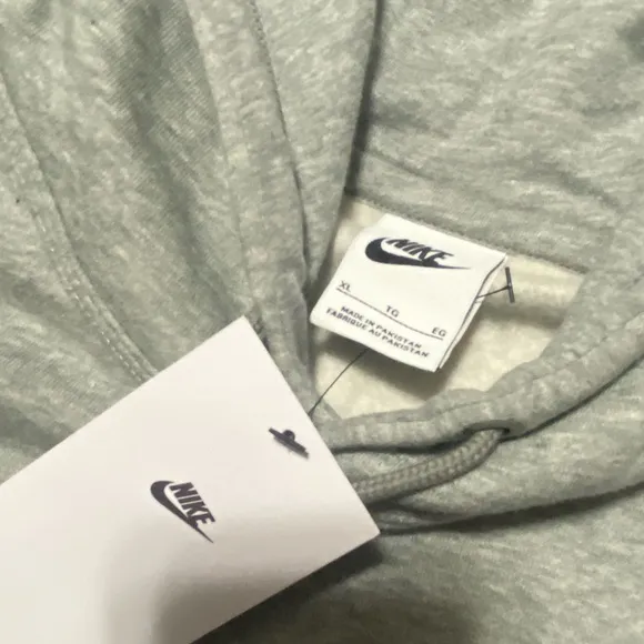 New Nike Mens XL Gray Classic Hoodie