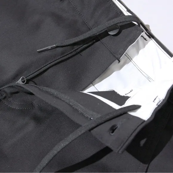 NEW - Nike Sportswear Black Chino Loose Fit Pants - Men’s size 32