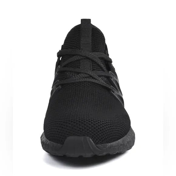 NEW Non Slip Running Shoes Lightweight Breathable Sneakers. Size US 9.5 / 43 EU