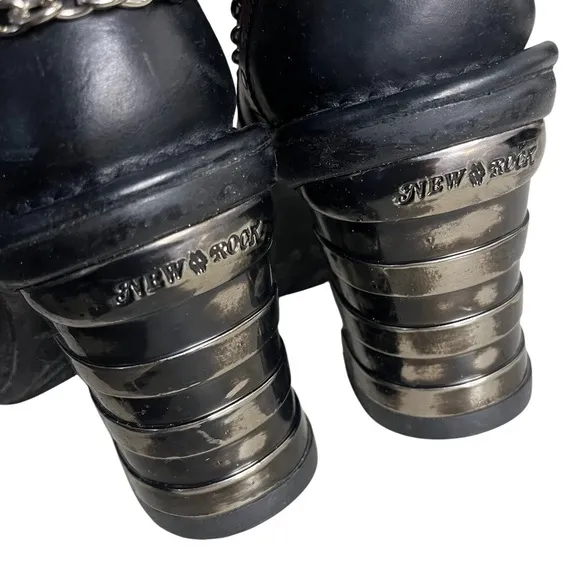NEW ROCK Black Leather Boots Goth Skull Metallic Collection Size 41 US Size 9.5