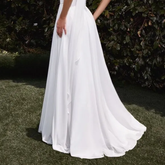 NEW SLEEVELESS LONG A-LINE OFF WHITE WEDDING DRESS W/ HALTER NECKLINE CD372W