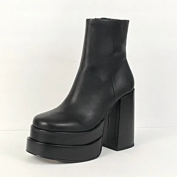 NEW STEVE MADDEN COBRA PLATFORM BLACK LEATHER BOOTS