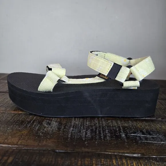 NEW Teva Flatform Universal Womens Size 9 Platform Sandals Yellow Floral Black