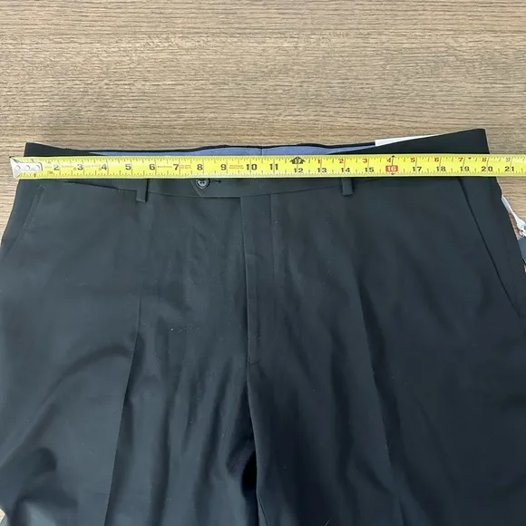 NEW Tommy Hilfiger Men's Dress Pants-Style George-Size 40x32-Black