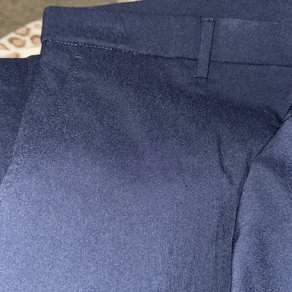 New TOMMY HILFIGERMen's Modern-Fit TH Flex Stretch Solid Performance navy blue