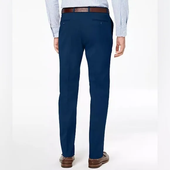 New TOMMY HILFIGERMen's Modern-Fit TH Flex Stretch Solid Performance navy blue