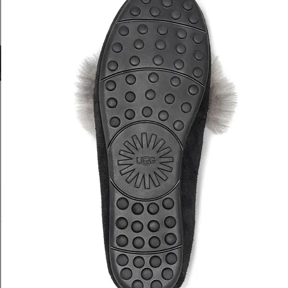 ✨NEW✨ UGG Kaley Wisp Loafer, Black Suede, Size 5