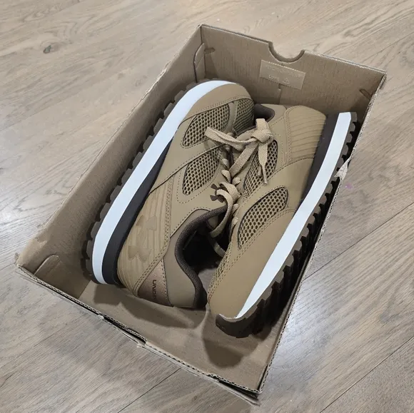 NEW Under Armour Tan Sneakers with Breathable Mesh and White Sole