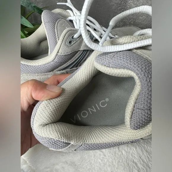 NEW Vionic Men’s 23Walk Classic Sneakers Grey Sz US 9.5W