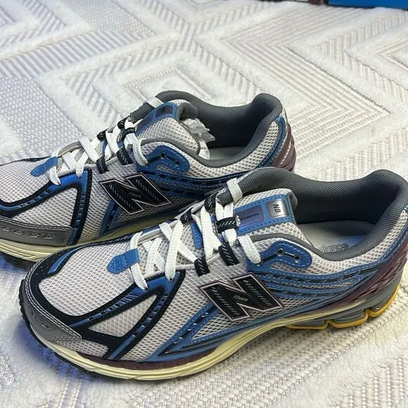 NEW BALANCE - 1906R