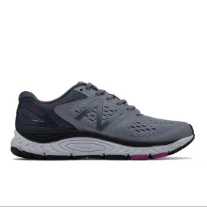 New Balance Shoes size 9