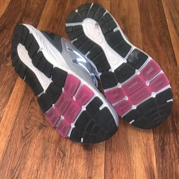New Balance Shoes size 9