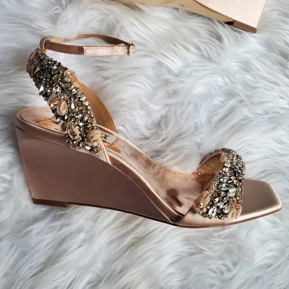 NIB Badgley Mischka Blakely Rhinestone Wedge Sandal, Size 5