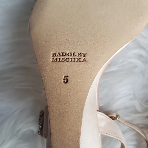 NIB Badgley Mischka Blakely Rhinestone Wedge Sandal, Size 5