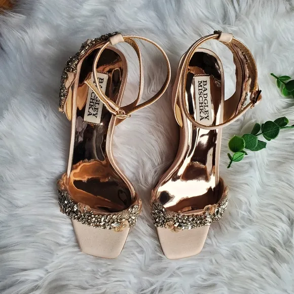 NIB Badgley Mischka Blakely Rhinestone Wedge Sandal, Size 5