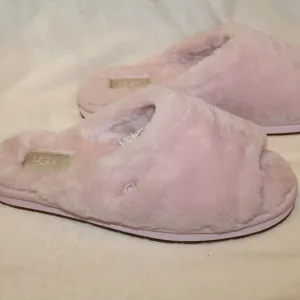 NIB UGG ANNIA WOMEN'S‎ SHEARLING SLIP ON SLIPPERS PINK