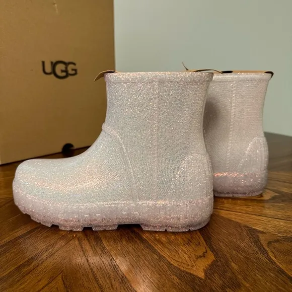 NIB UGG Drizlita Glitter Women's Waterproof RainSnow Boots in Glitter Glam