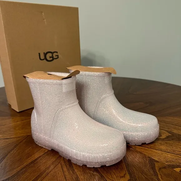 NIB UGG Drizlita Glitter Women's Waterproof RainSnow Boots in Glitter Glam