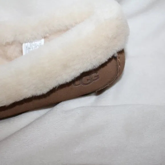 NIB UGG WOMEN'S SPILL SEAM SUEDE SHEARLING SLIP ON SLIPPERS CHESTNUT